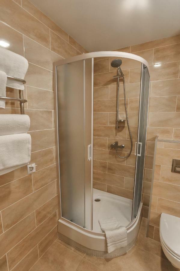 Raziotel Rishelyevskiy Kherson Luaran gambar